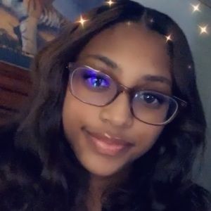 Meet your Posher, Myriah